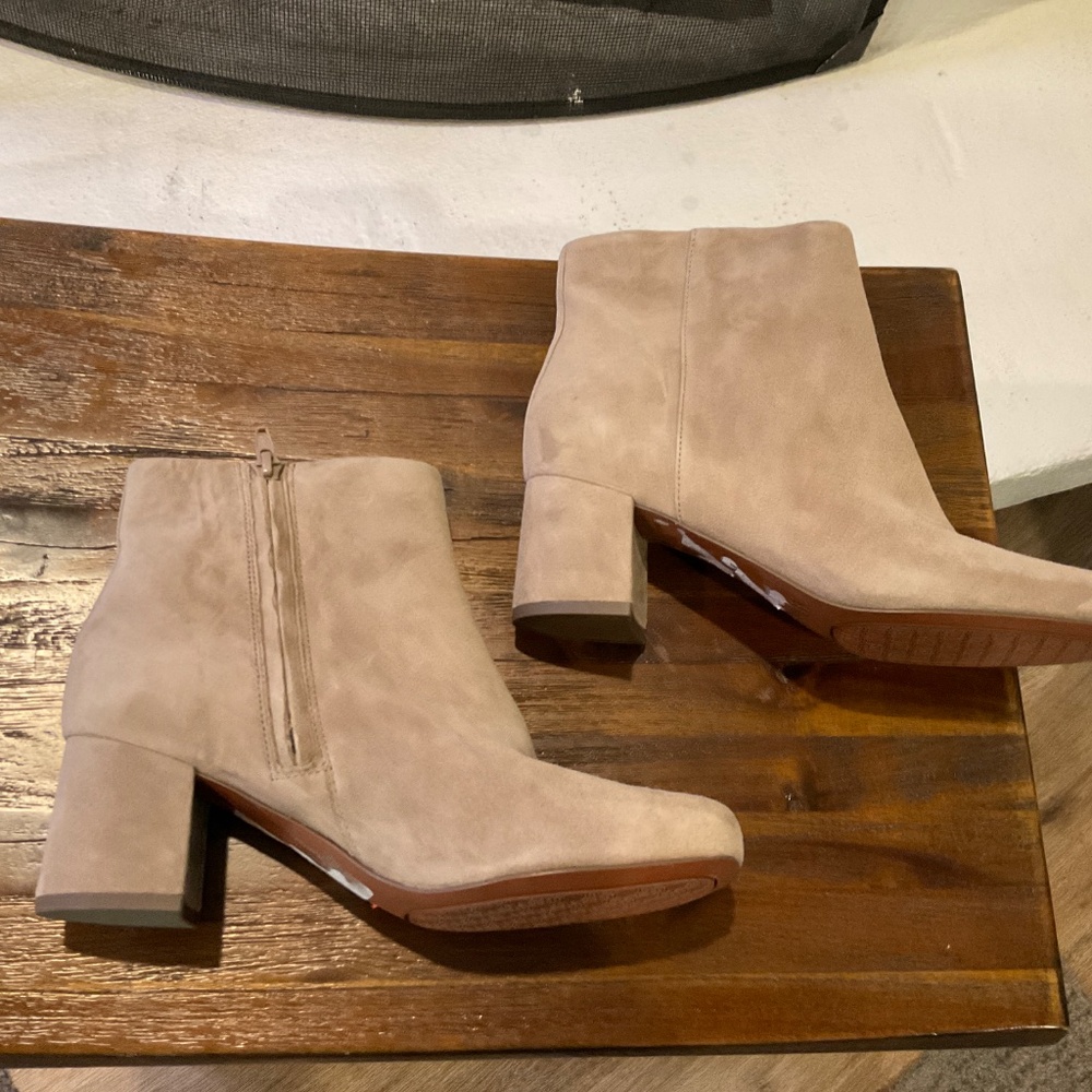 Vionic Tan Ankle Boots - image 5